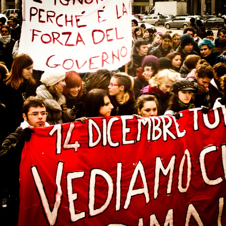 manifestazione 9/12