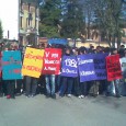 Lunedì 21 marzo gli studenti e le studentesse mantovane hanno dimostrato che, anche in una piccola città  come Mantova, non c’è spazio per l’arroganza del governo e per chi distrugge le nostre vite e l’istruzione pubblica.
In mattinata, al primo sole di primavera, la manifestazione indetta dal collettivo studentesco ‘Aca toro è sfilata per le vie [...]